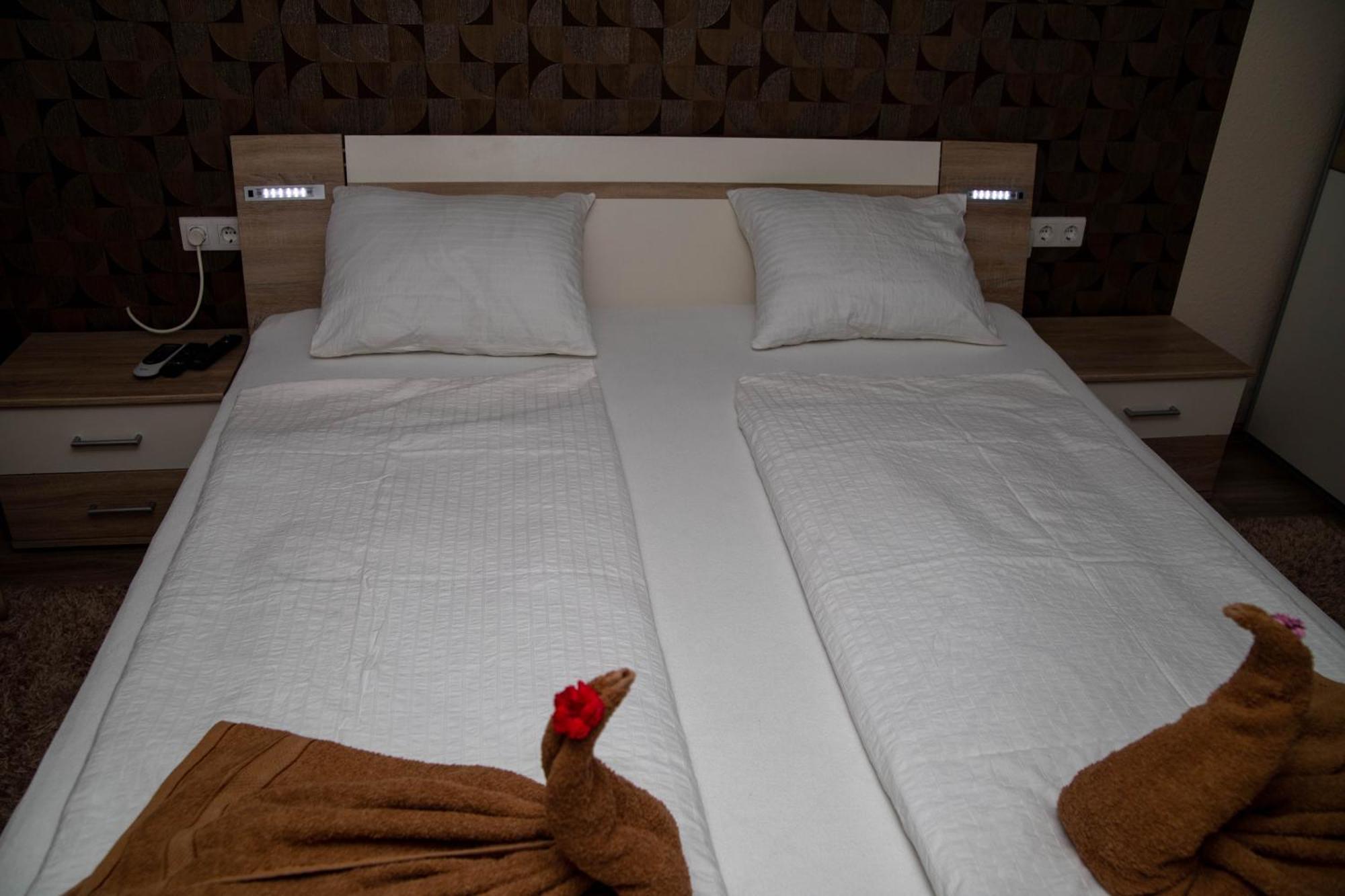 Boroka Vendeghaz Turkeve Hotel Bagian luar foto
