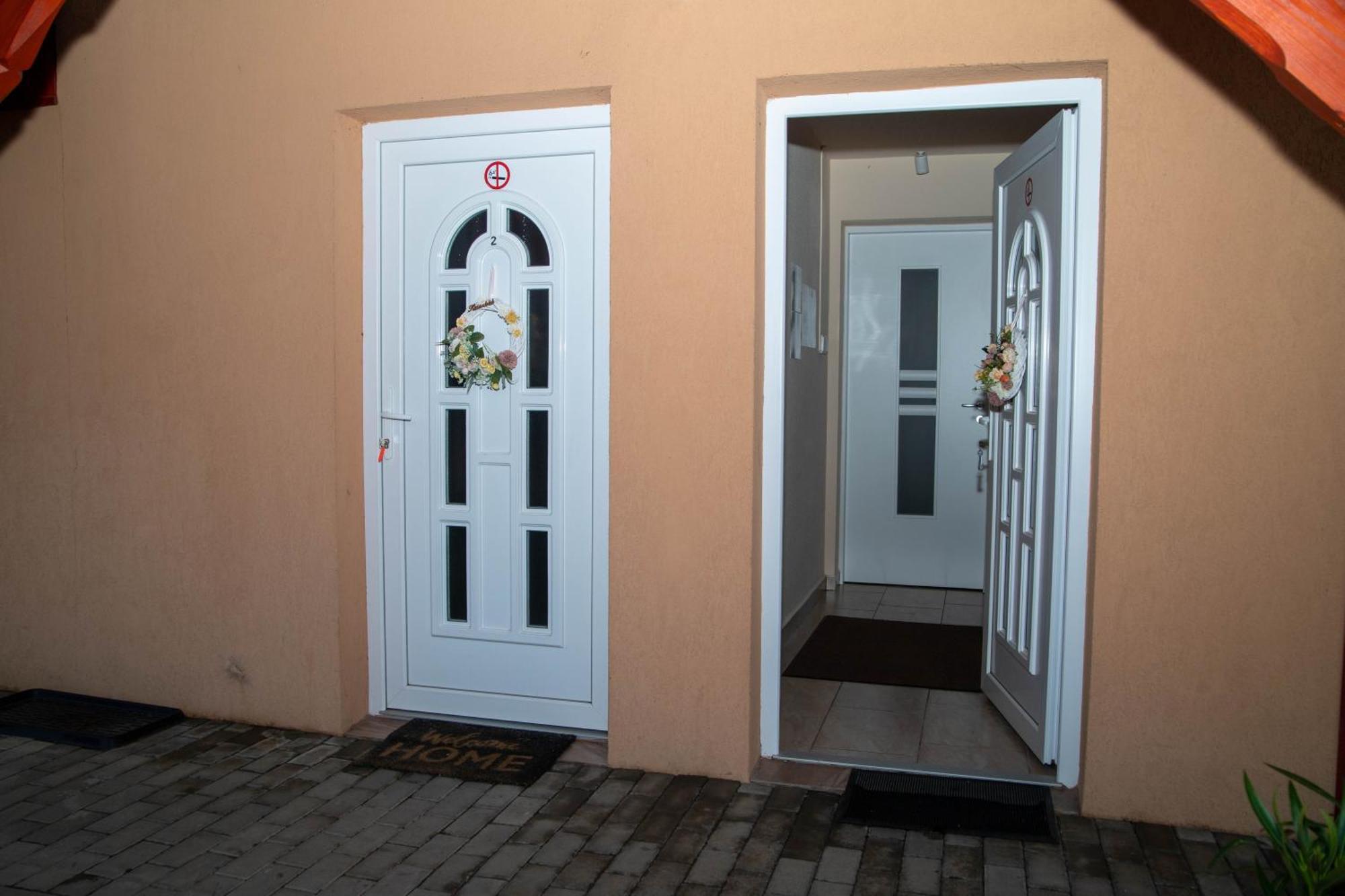 Boroka Vendeghaz Turkeve Hotel Bagian luar foto